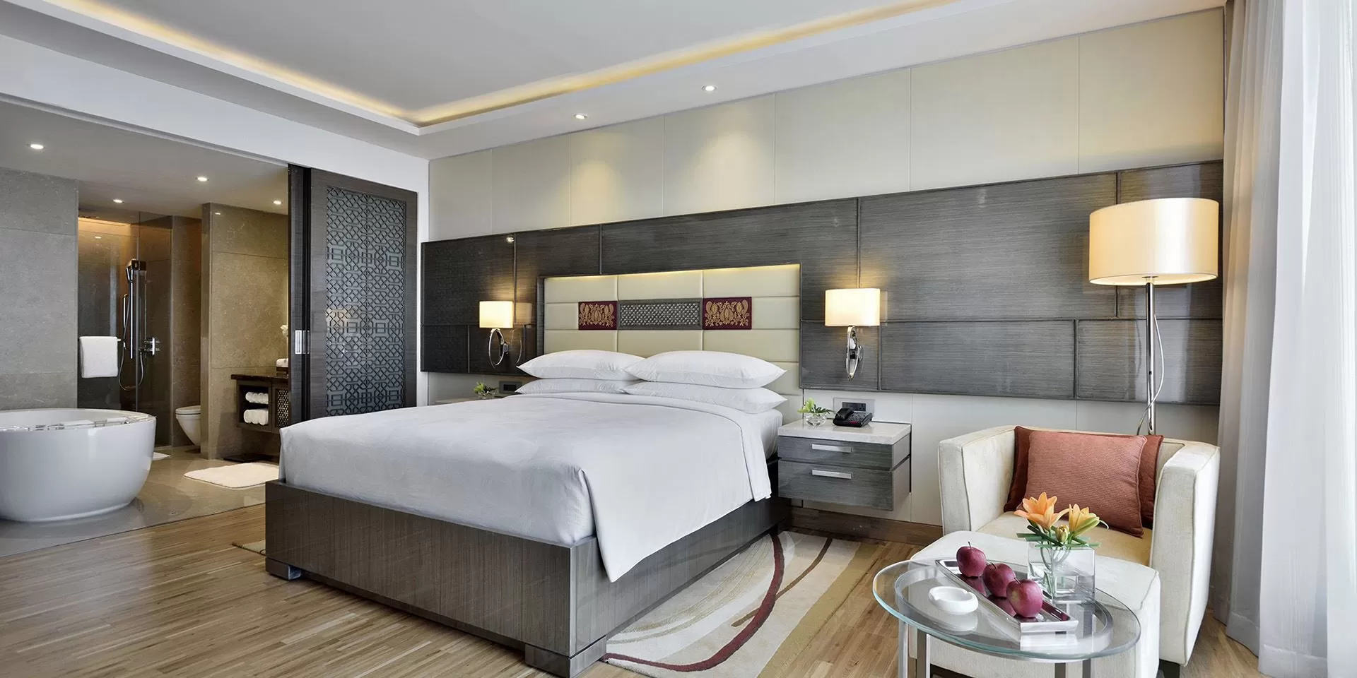 JW-Marriott-Mumbai-guestroom JW-Marriott-Mumbai-guestroom